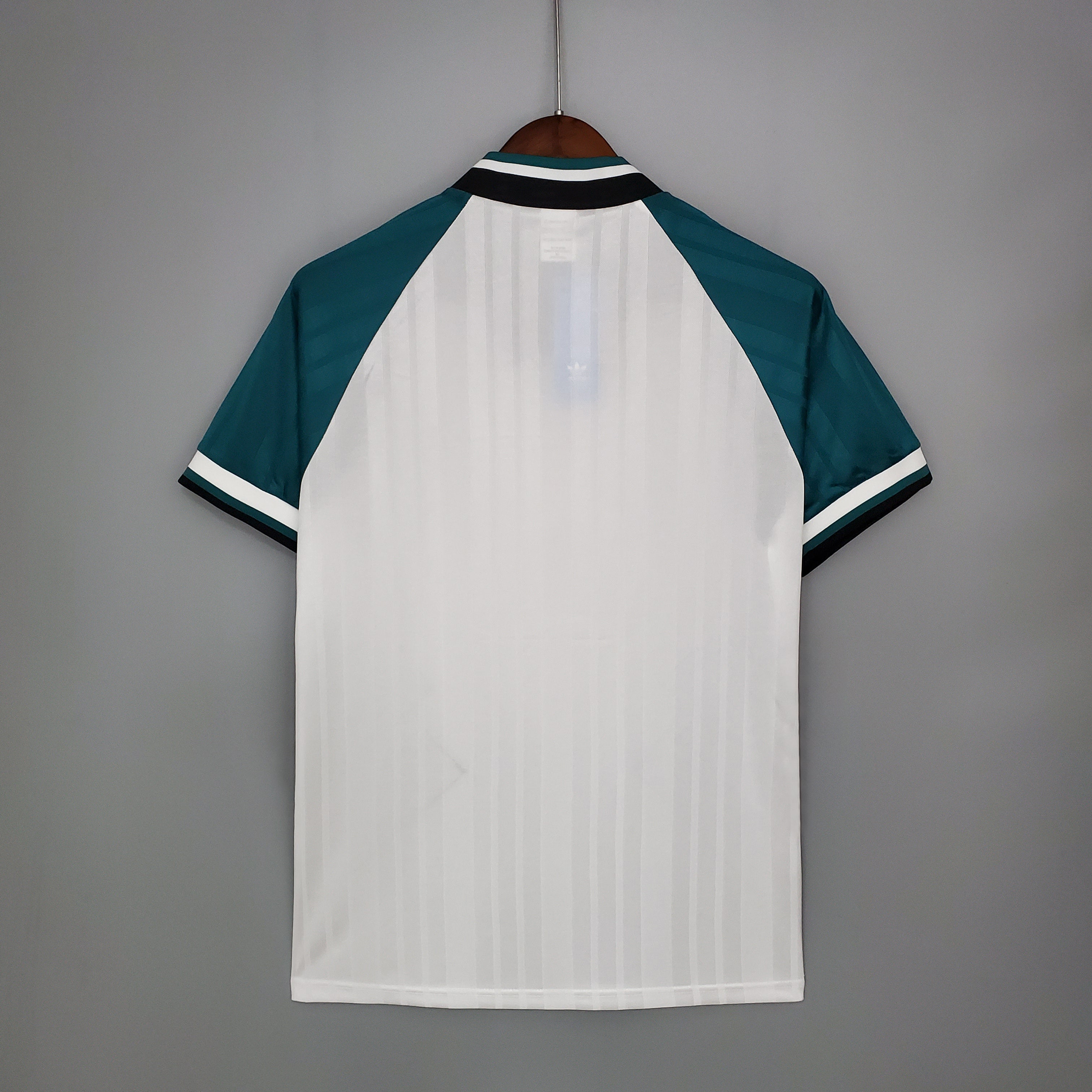 LIVERPOOL II 93/95 HOMBRE (RETRO)