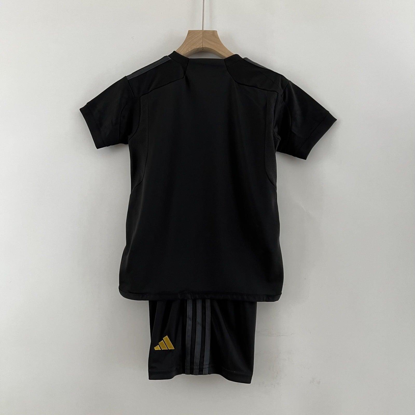 Kit Infantil Real Madrid III 23/23 Adidas - Preto